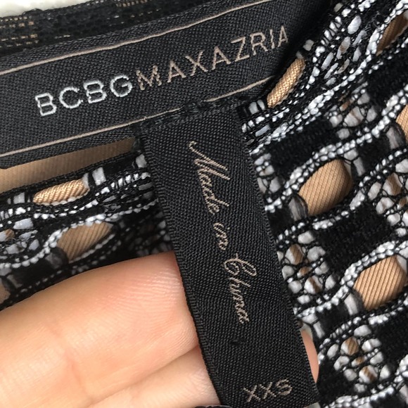 BCBGMAXAZRIA Color Block Eyelet Black & White Peplum Top - Picture 2 of 7